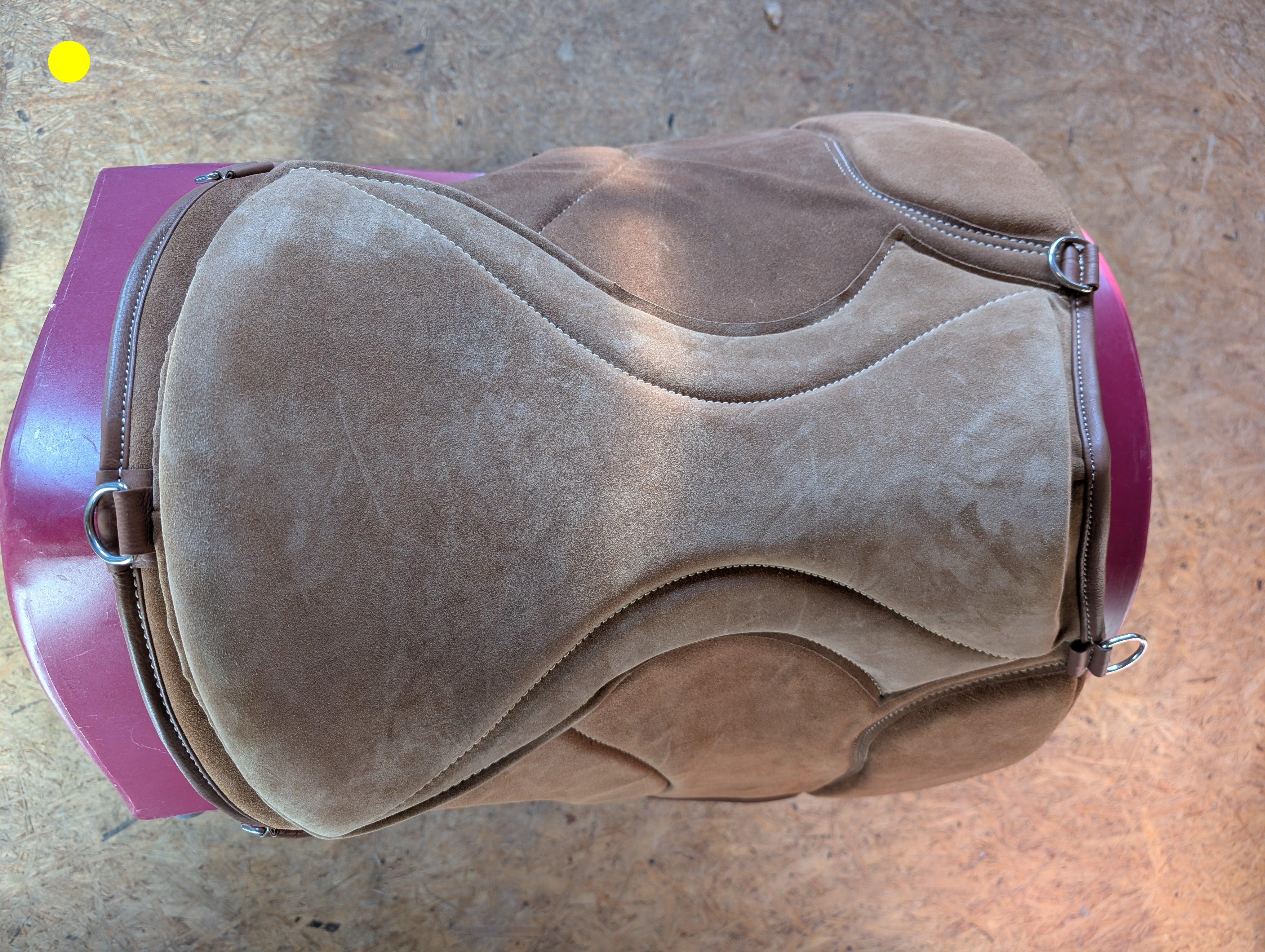 "ALIVIO IMPULSO" SUEDE dressage riding pad - WBS channel - SLIM felt cushion - knee blocks