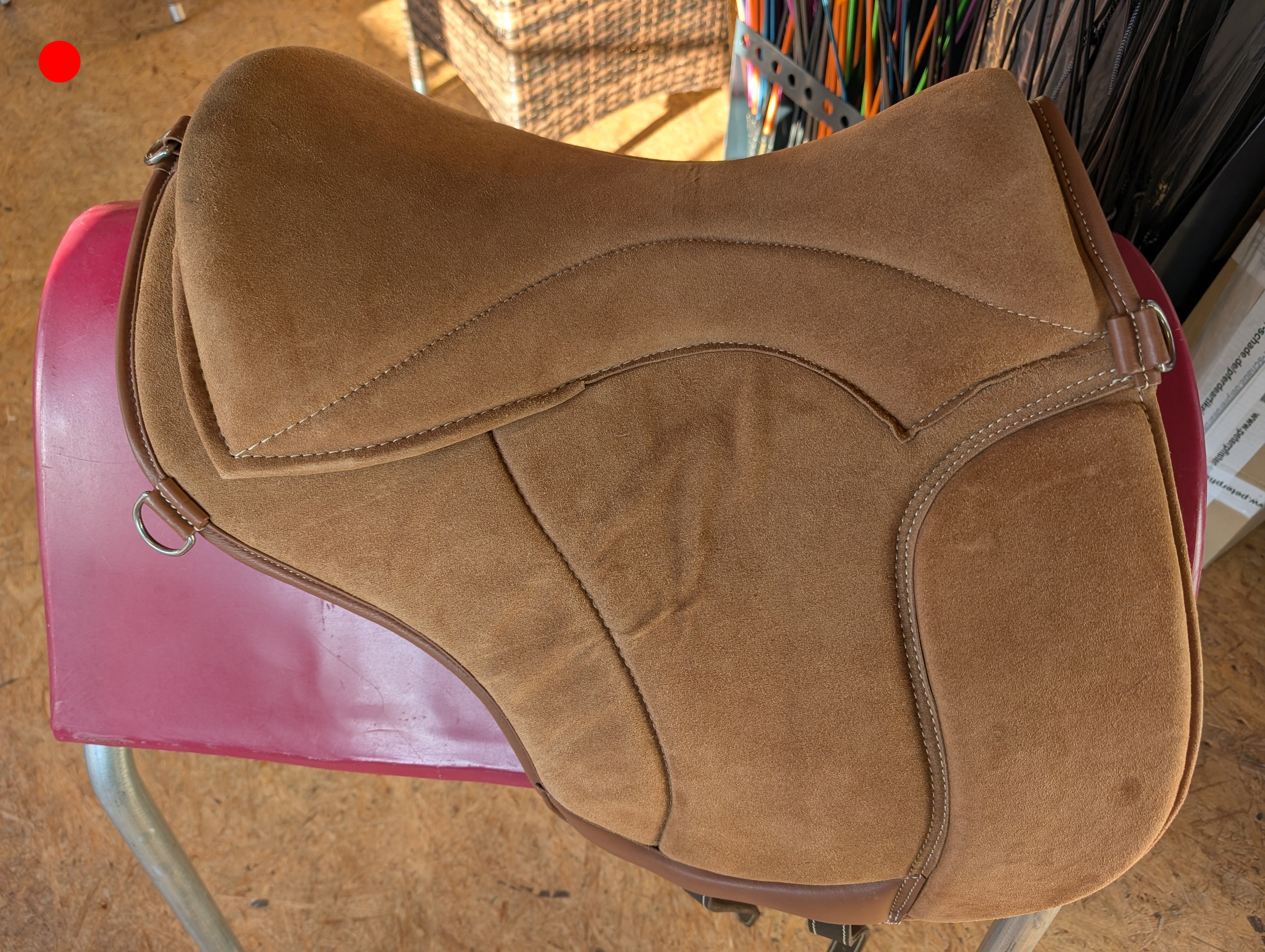 "ALIVIO IMPULSO" SUEDE dressage riding pad - WBS channel - SLIM felt cushion - knee blocks