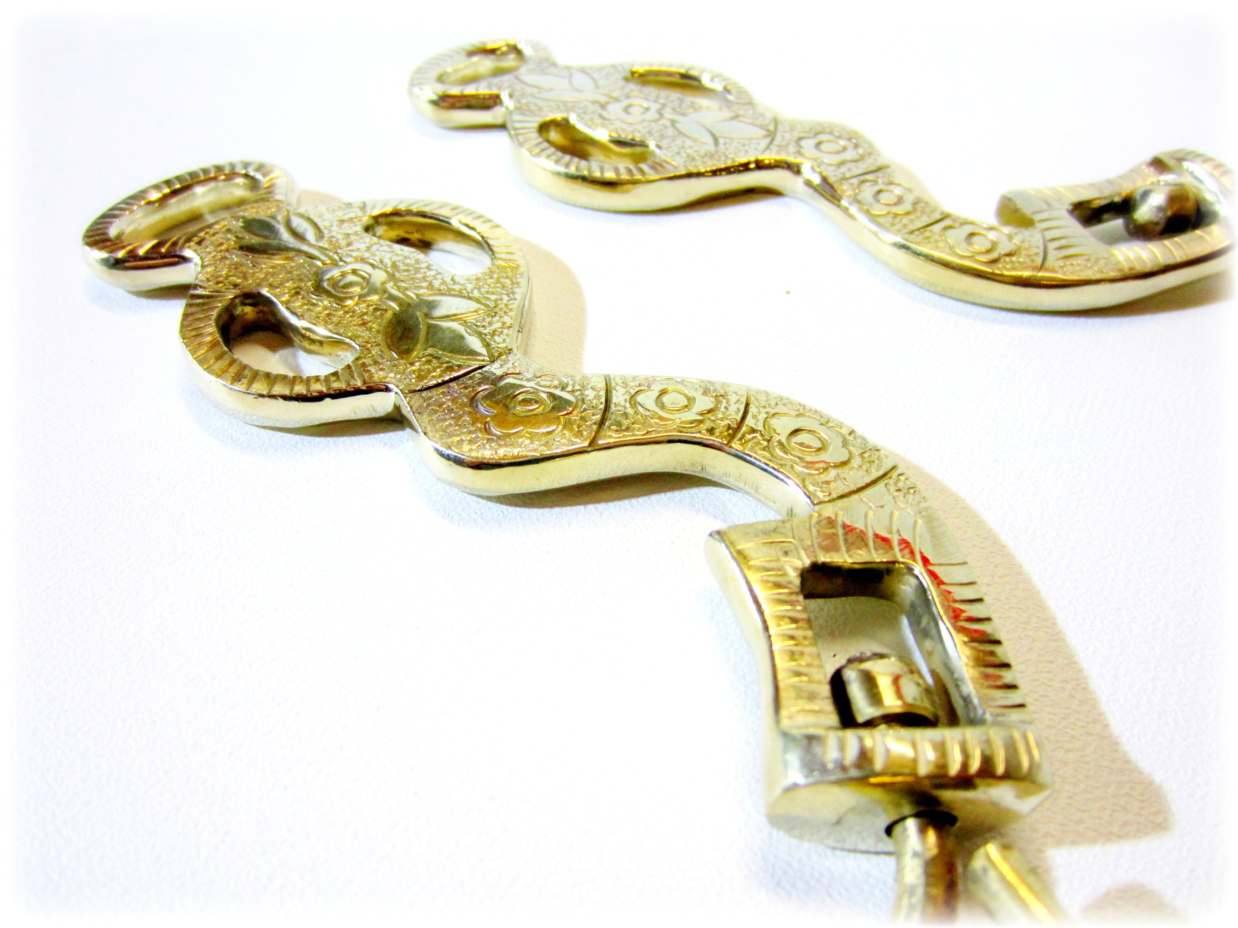 Hackamore baroque-académique décoré en argent ou en laiton doré