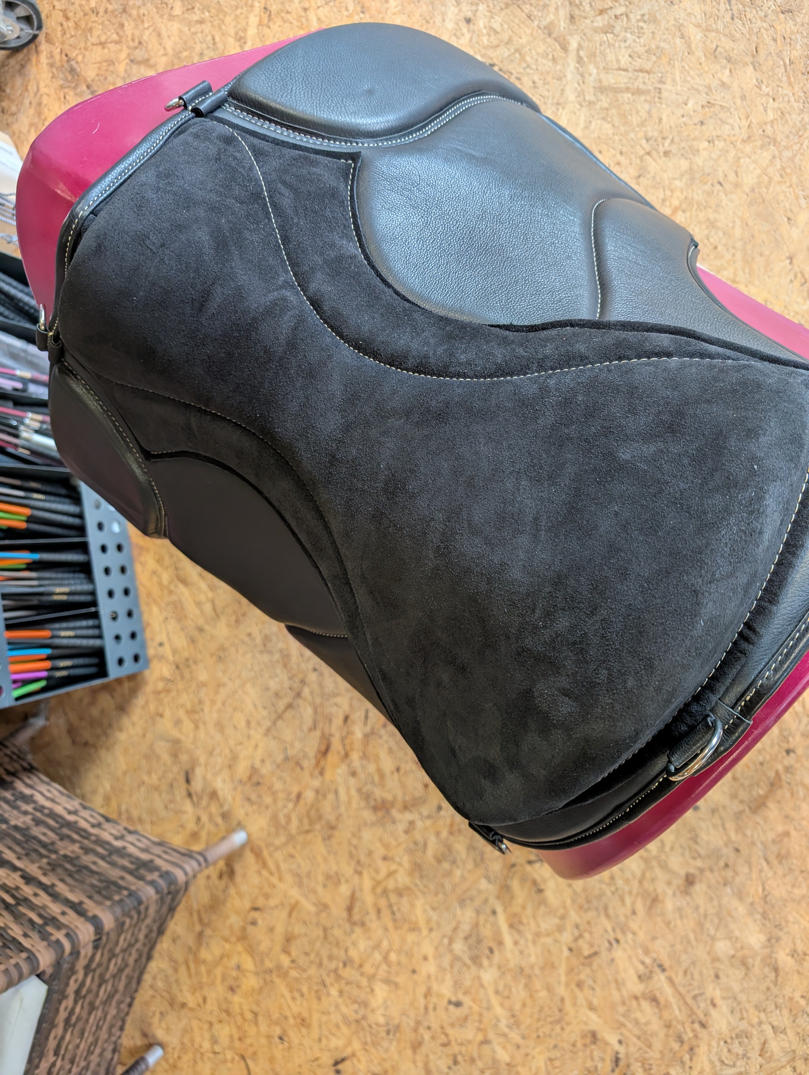 "ALIVIO IMPULSO" NAPPALEDER dressage riding pad - WBS channel - SLIM felt cushion - knee blocks