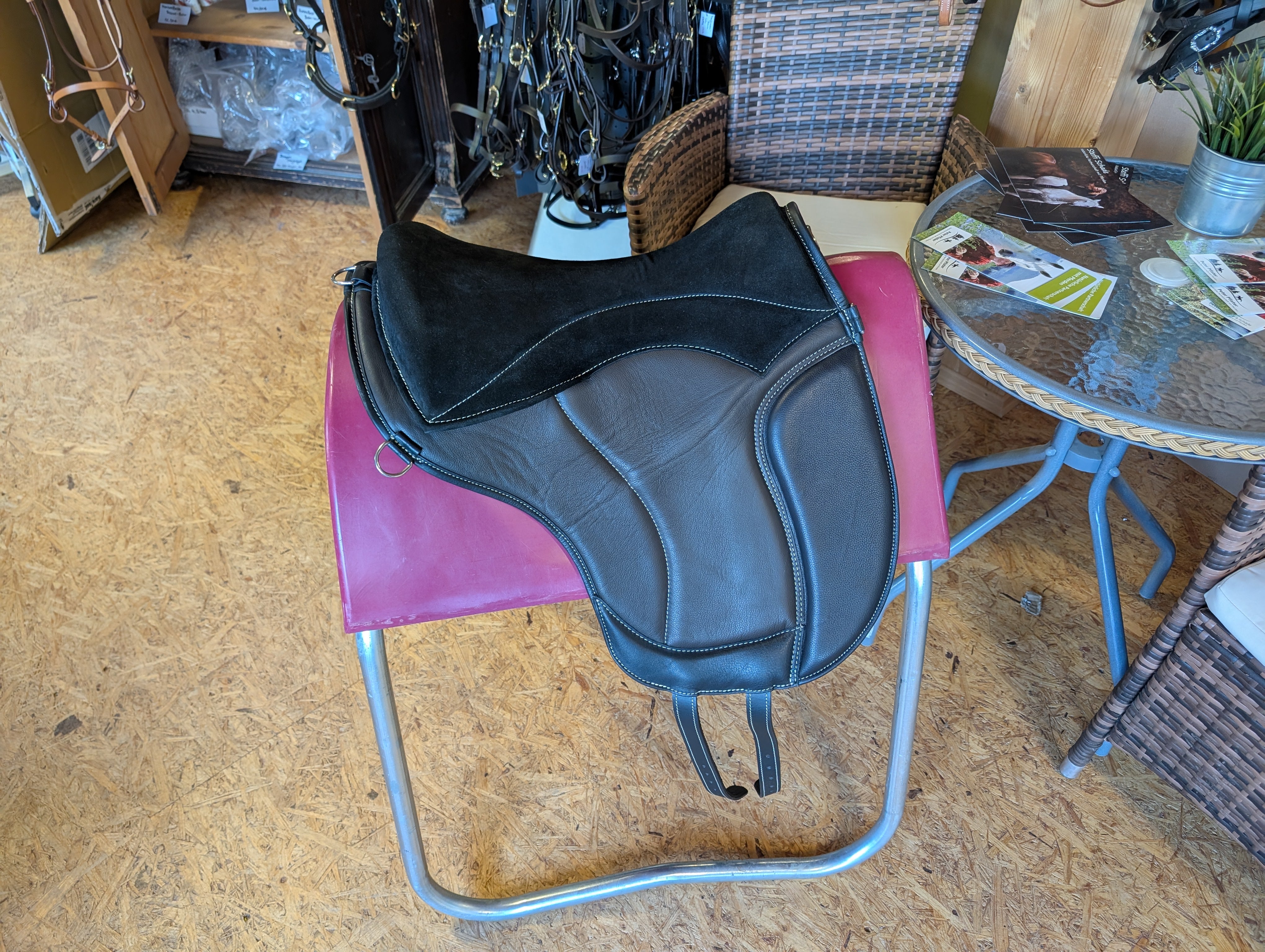 Tapis d'équitation de dressage NAPPALEDER "ALIVIO IMPULSO" - Canal WBS - Coussin en feutre SLIM - Cales genoux