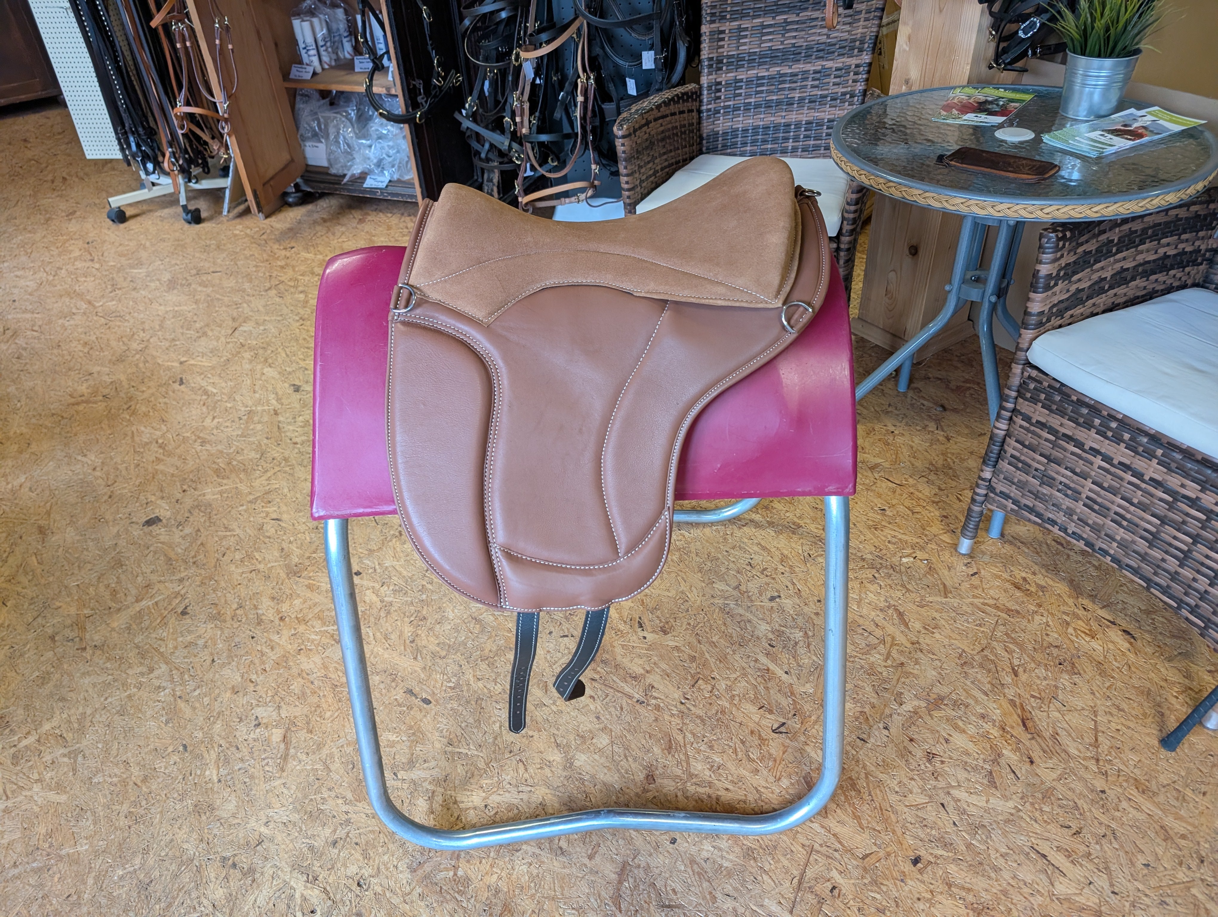 "ALIVIO IMPULSO" NAPPALEDER dressage riding pad - WBS channel - SLIM felt cushion - knee blocks