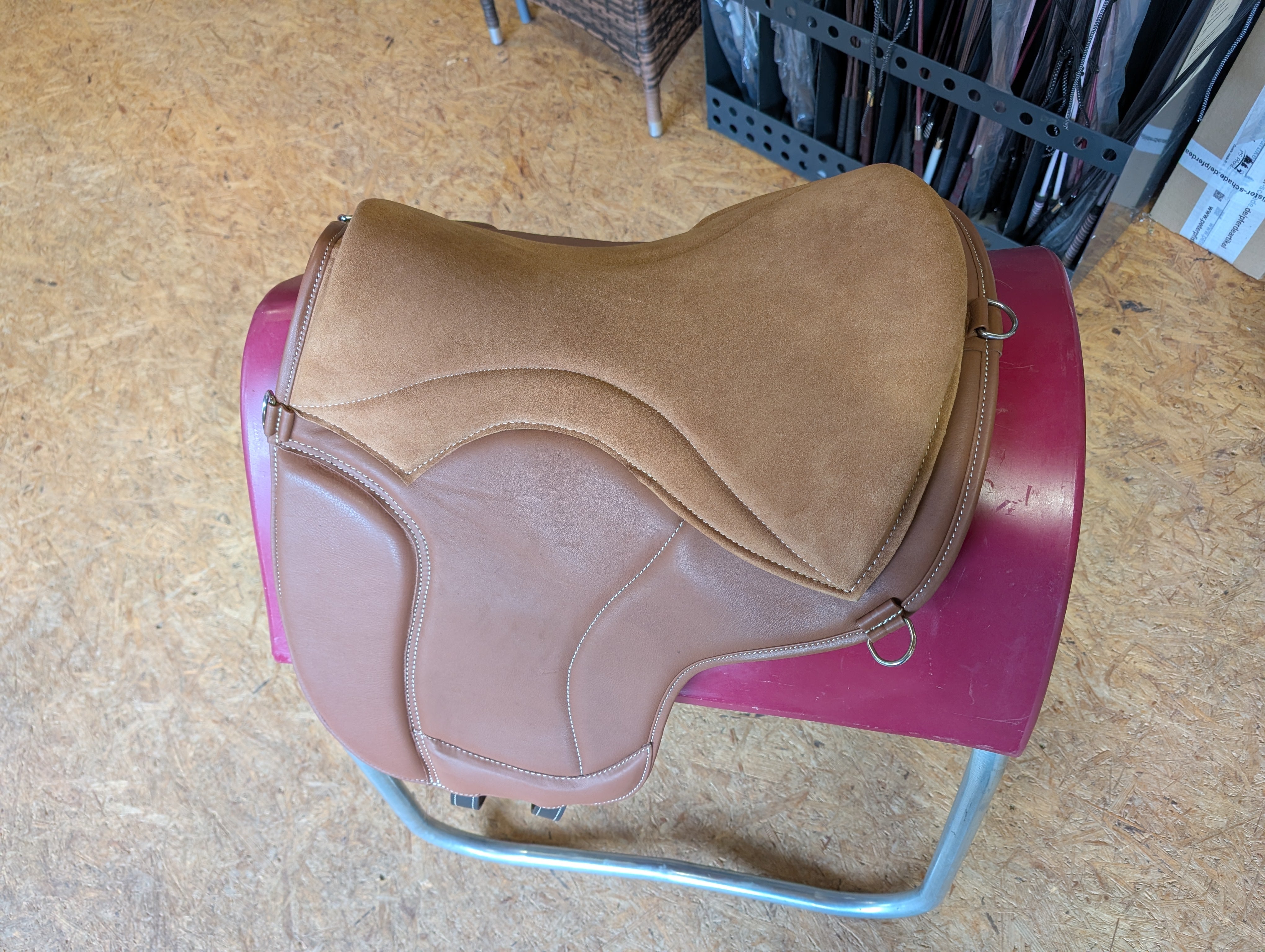 "ALIVIO IMPULSO" NAPPALEDER dressage riding pad - WBS channel - SLIM felt cushion - knee blocks