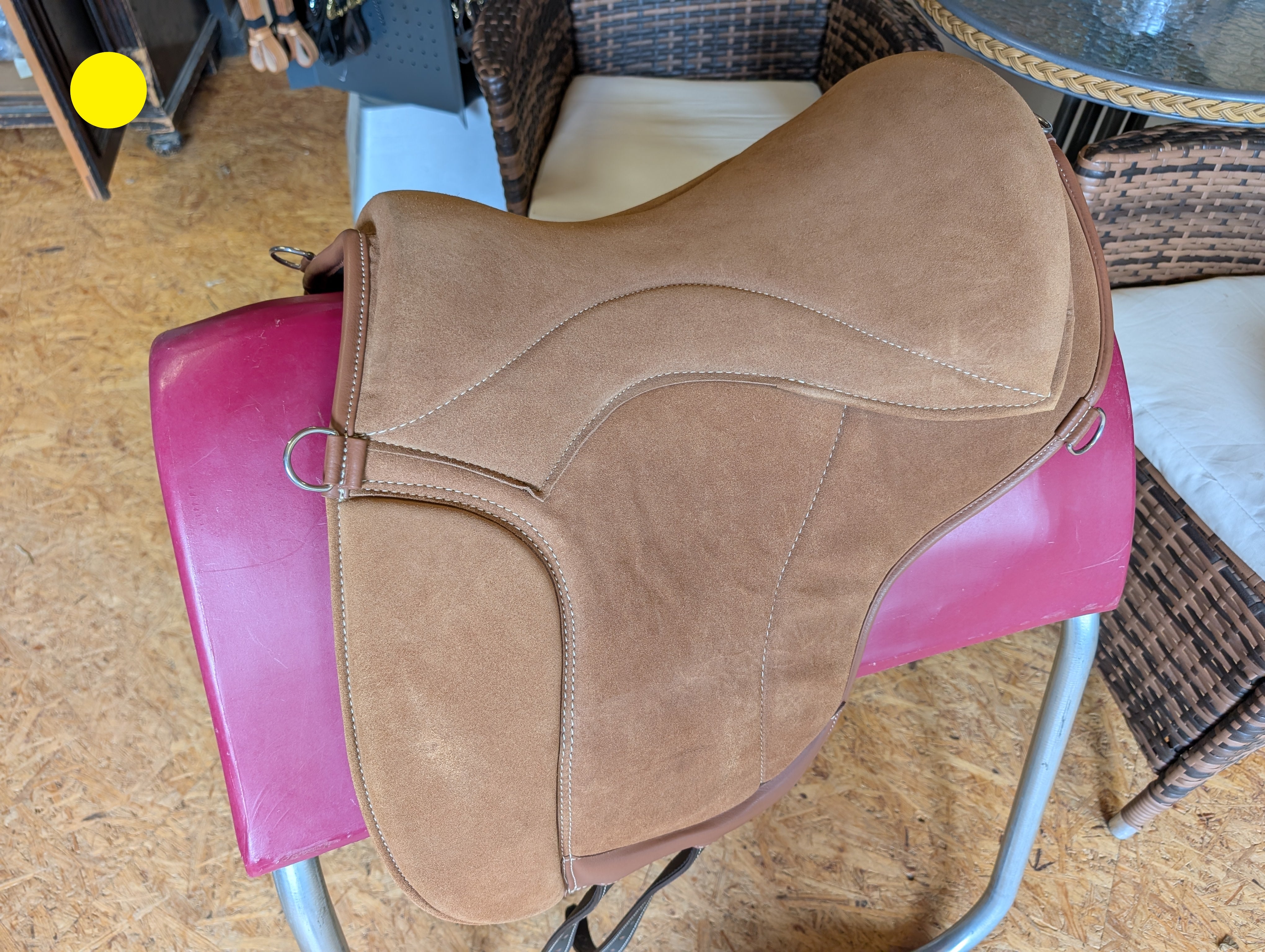 "ALIVIO IMPULSO" SUEDE dressage riding pad - WBS channel - SLIM felt cushion - knee blocks