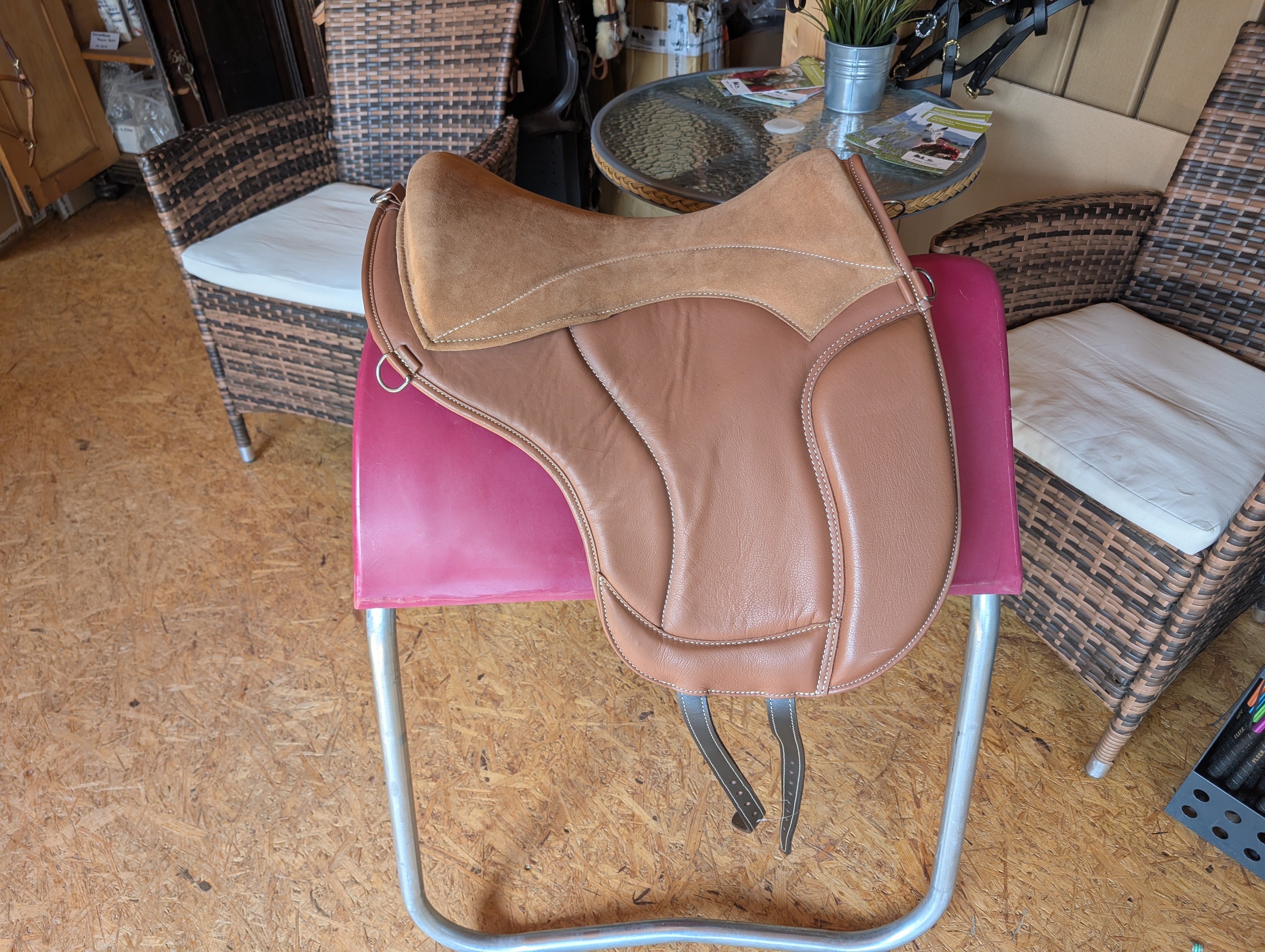 "ALIVIO IMPULSO" NAPPALEDER dressage riding pad - WBS channel - SLIM felt cushion - knee blocks