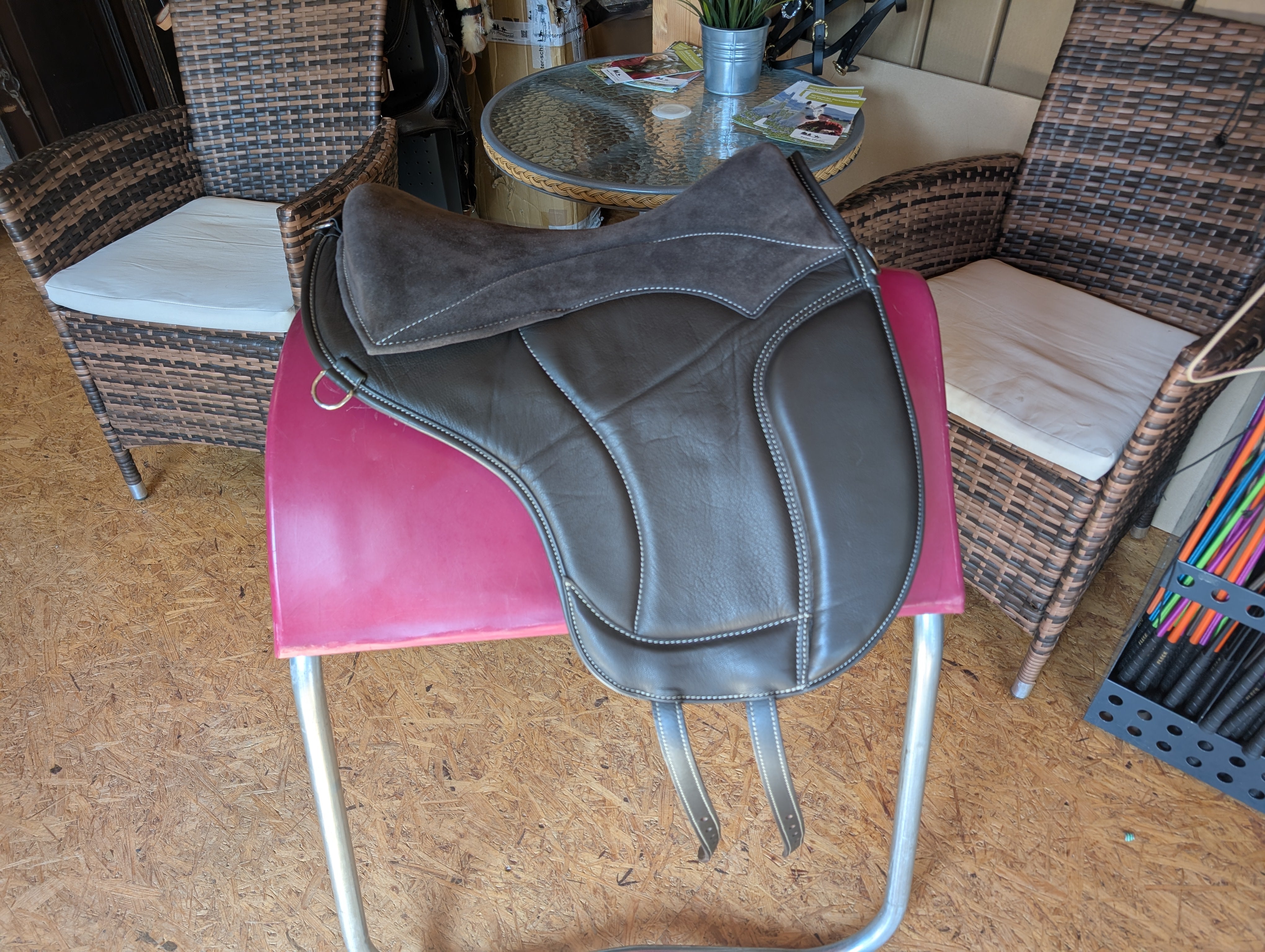 "ALIVIO IMPULSO" NAPPALEDER dressage riding pad - WBS channel - SLIM felt cushion - knee blocks