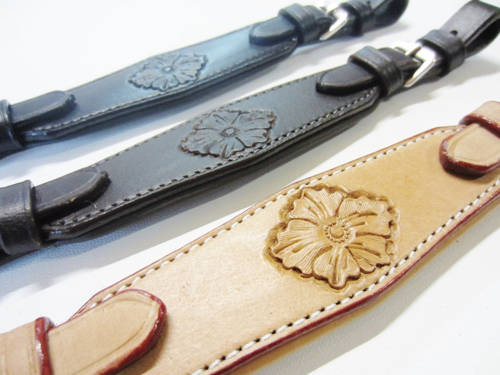 Muserolle "Fleur" rembourrée de cuir souple - décorée