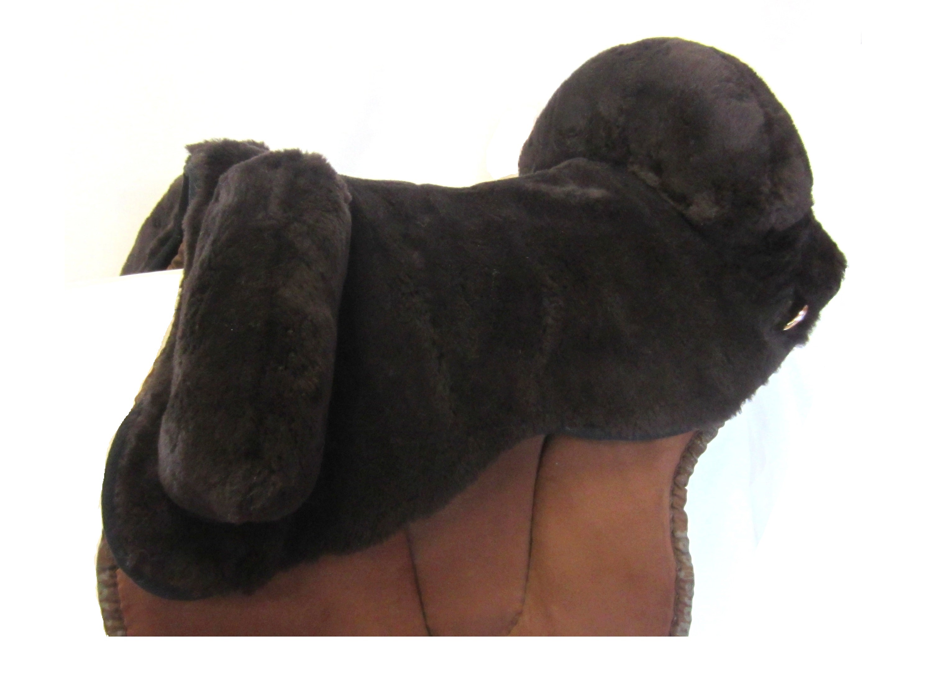 Universal sheep wool seat for riding pads