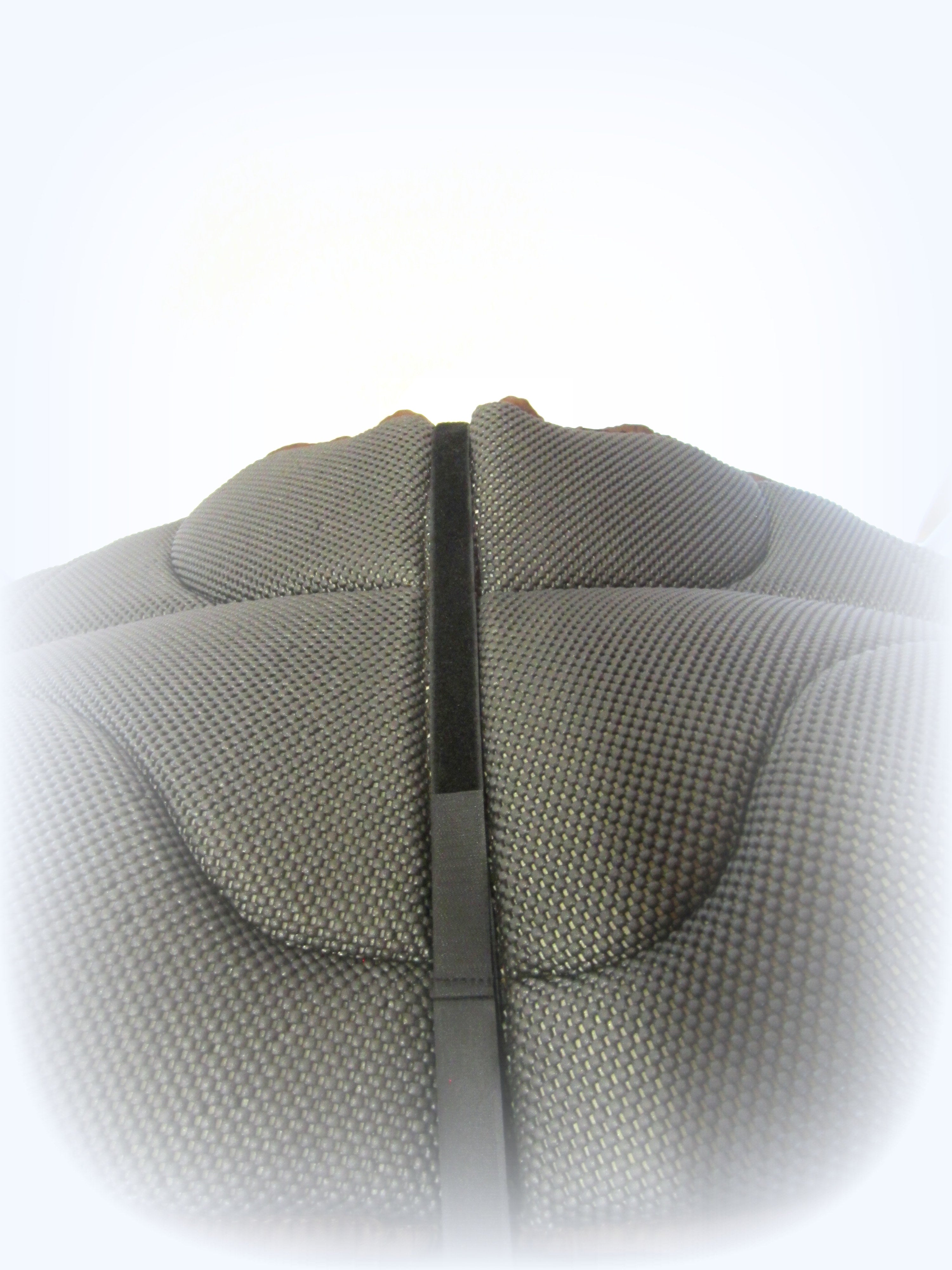 Universal sheep wool seat for riding pads