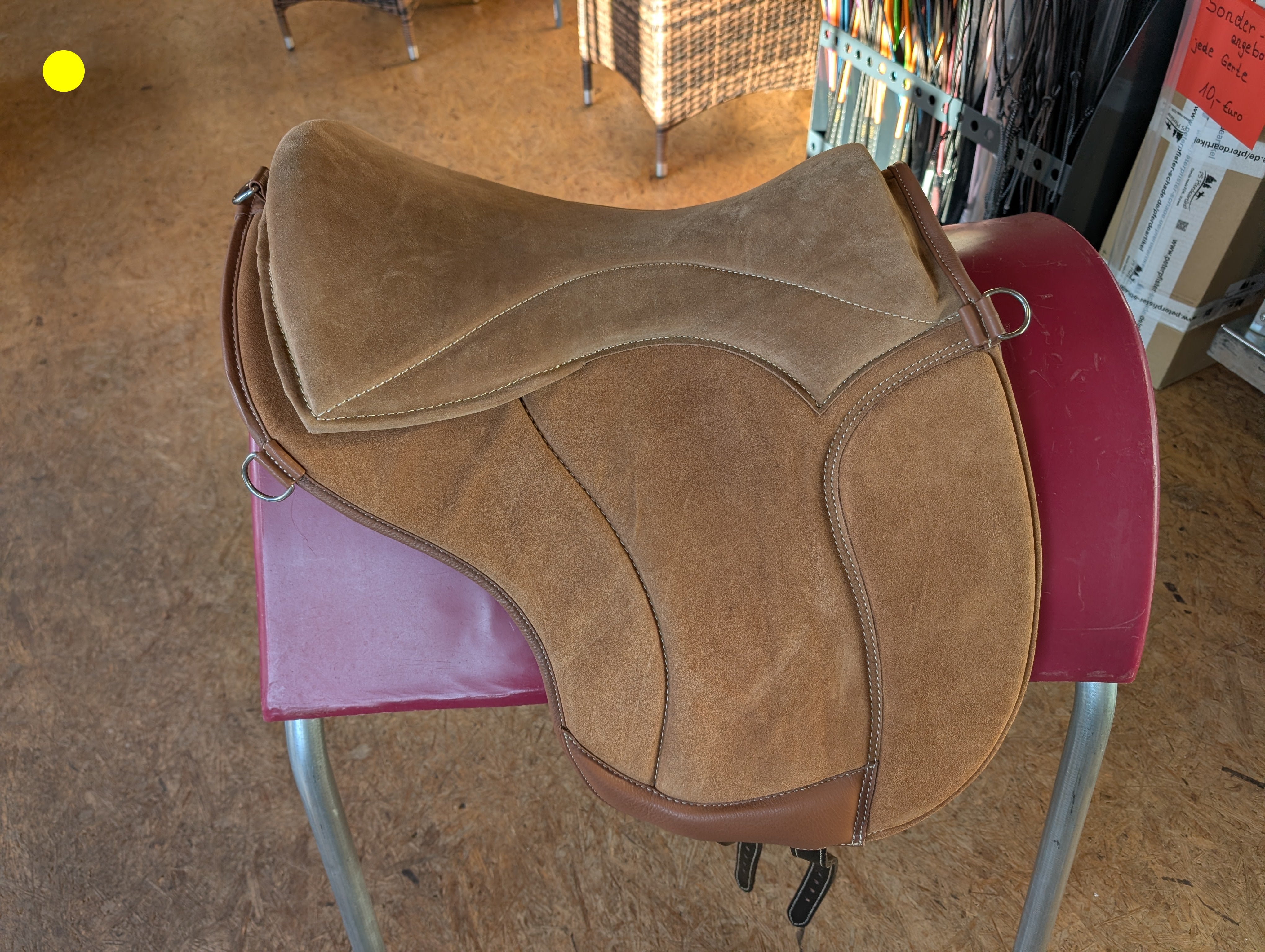 "ALIVIO IMPULSO" SUEDE dressage riding pad - WBS channel - SLIM felt cushion - knee blocks