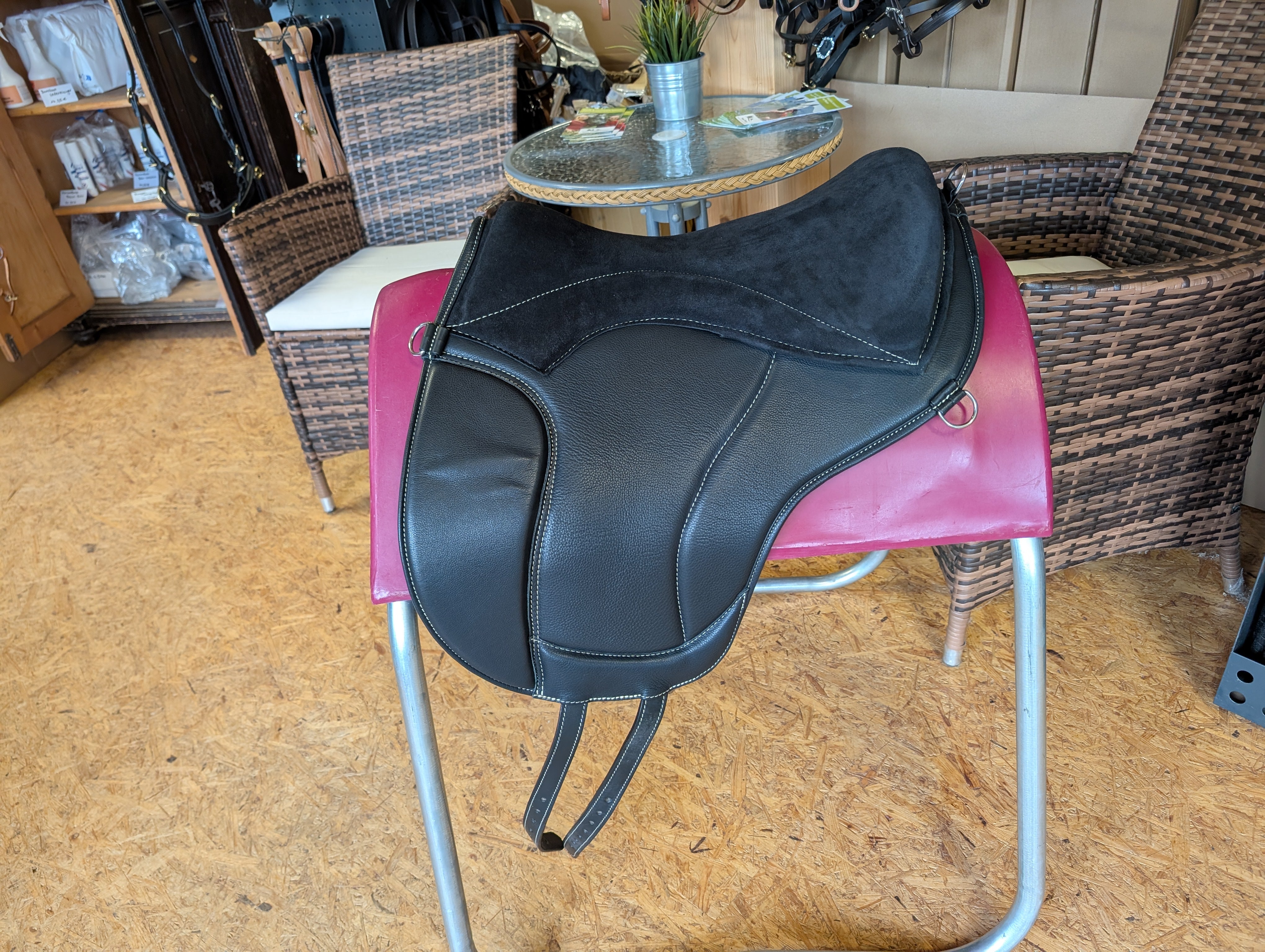 "ALIVIO IMPULSO" NAPPALEDER dressage riding pad - WBS channel - SLIM felt cushion - knee blocks