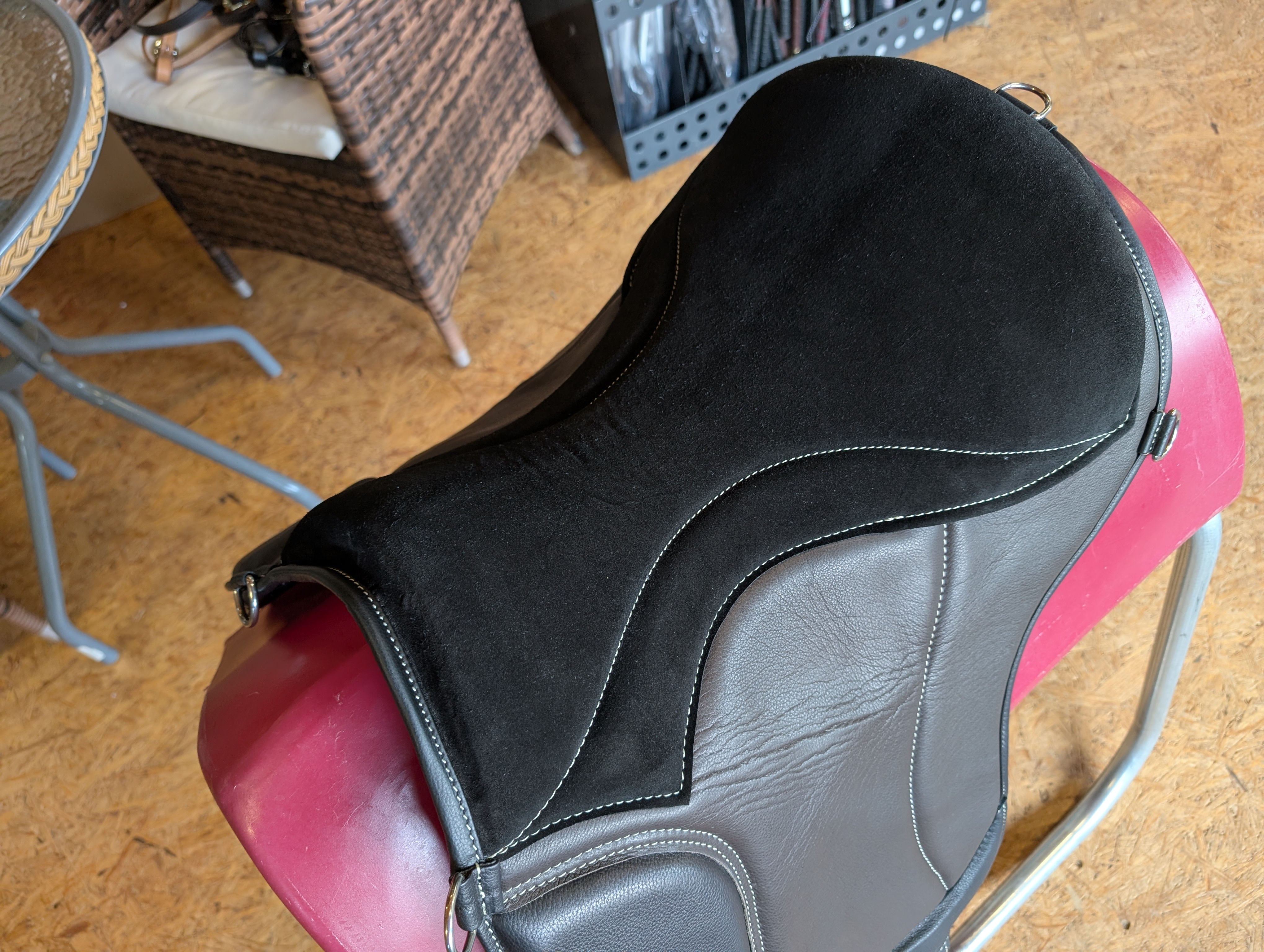 Tapis d'équitation de dressage NAPPALEDER "ALIVIO IMPULSO" - Canal WBS - Coussin en feutre SLIM - Cales genoux