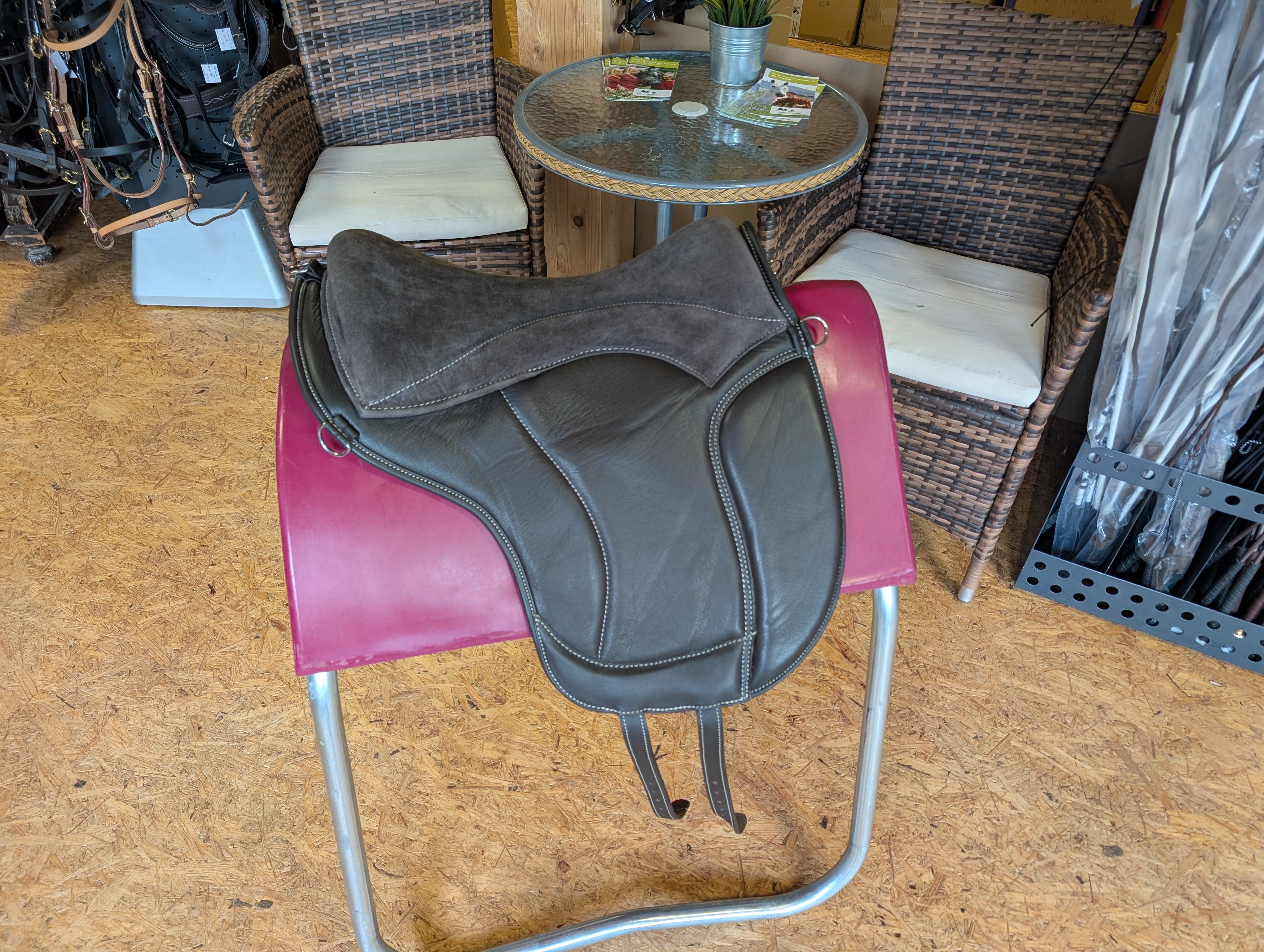 Einzelstück - "ALIVIO IMPULSO" NAPPALEDER Dressur Reitpad - WBS Kanal - SLIM Filzkissen - Kniepauschen