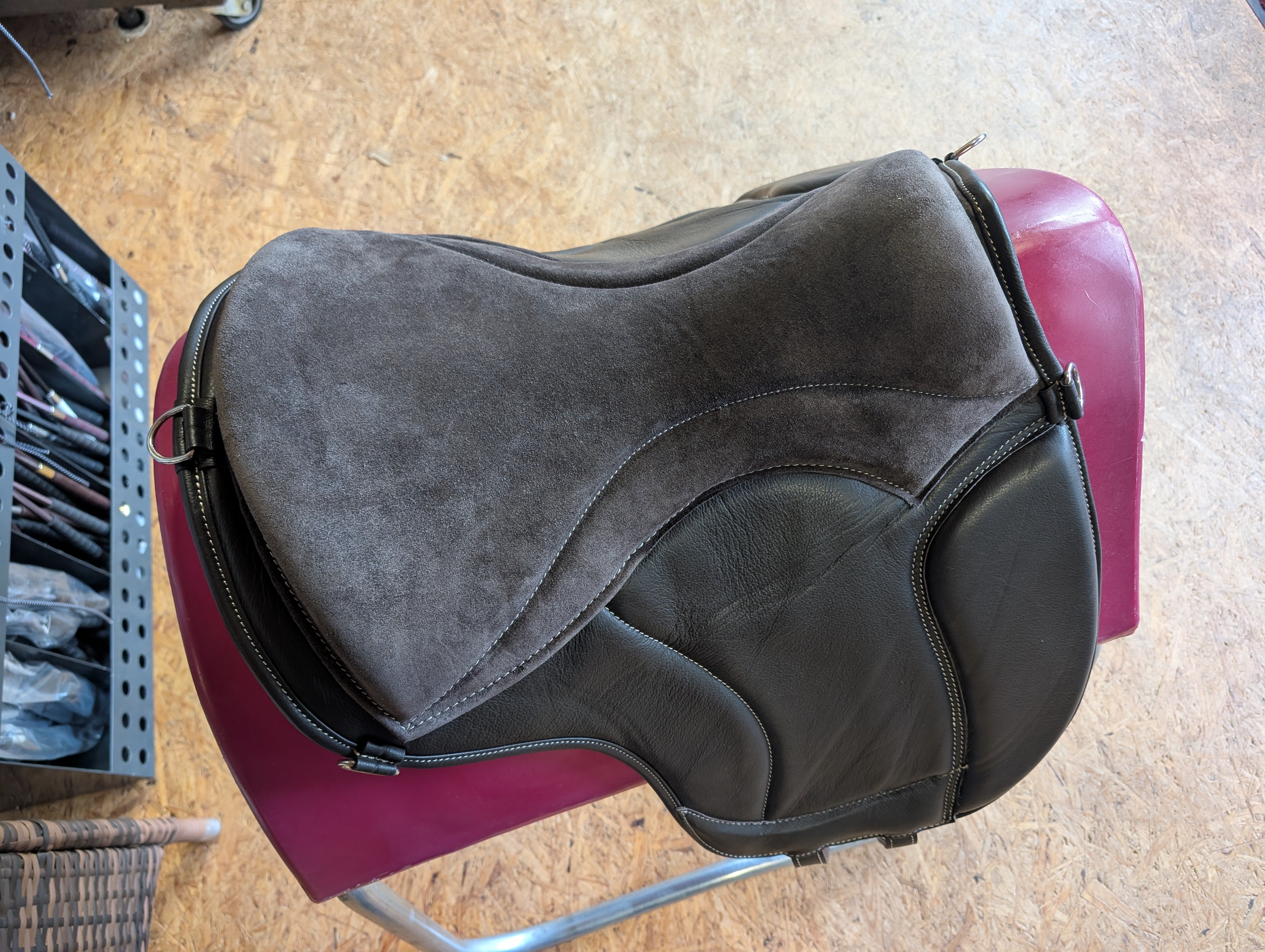 Einzelstück - "ALIVIO IMPULSO" NAPPALEDER Dressur Reitpad - WBS Kanal - SLIM Filzkissen - Kniepauschen