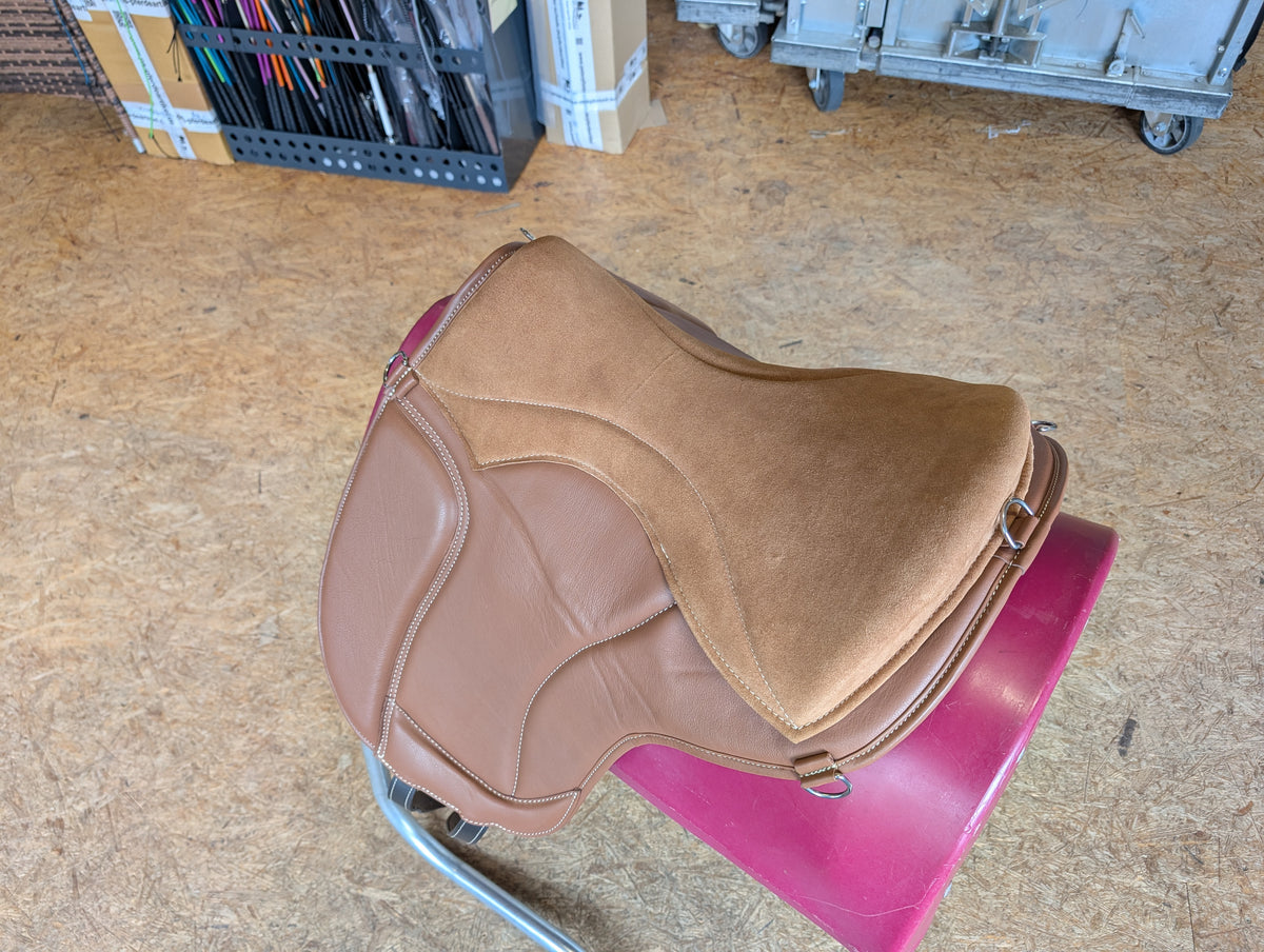 "ALIVIO IMPULSO" NAPPALEDER dressage riding pad - WBS channel - SLIM felt cushion - knee blocks