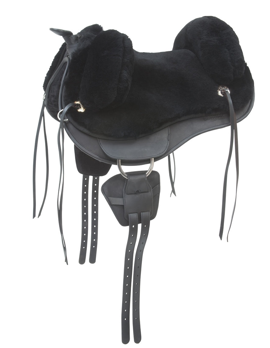 Barefoot® Lazy Mountain fur saddle