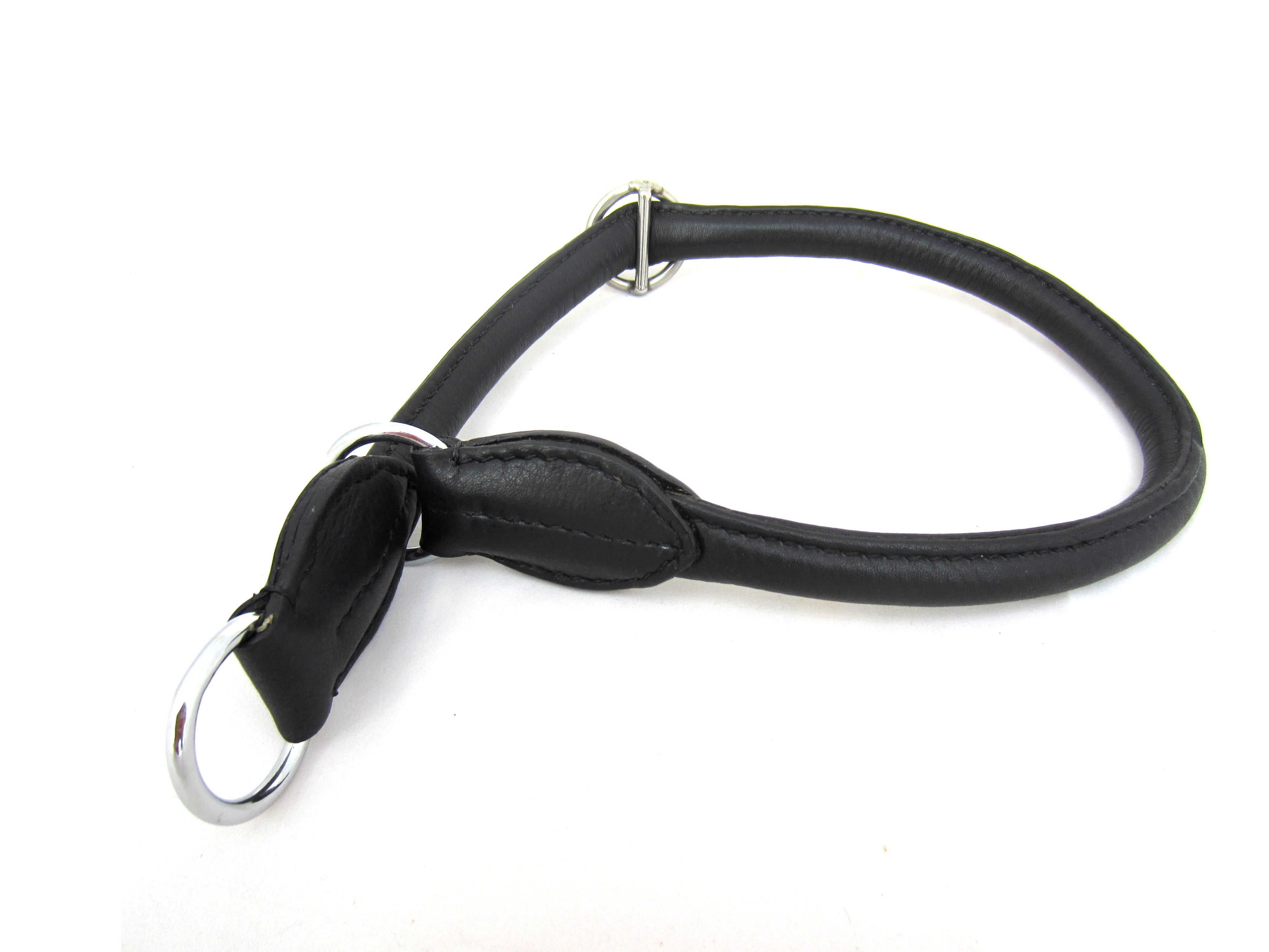 Leather dog collar round stitched with pull stop made of soft nappa leather