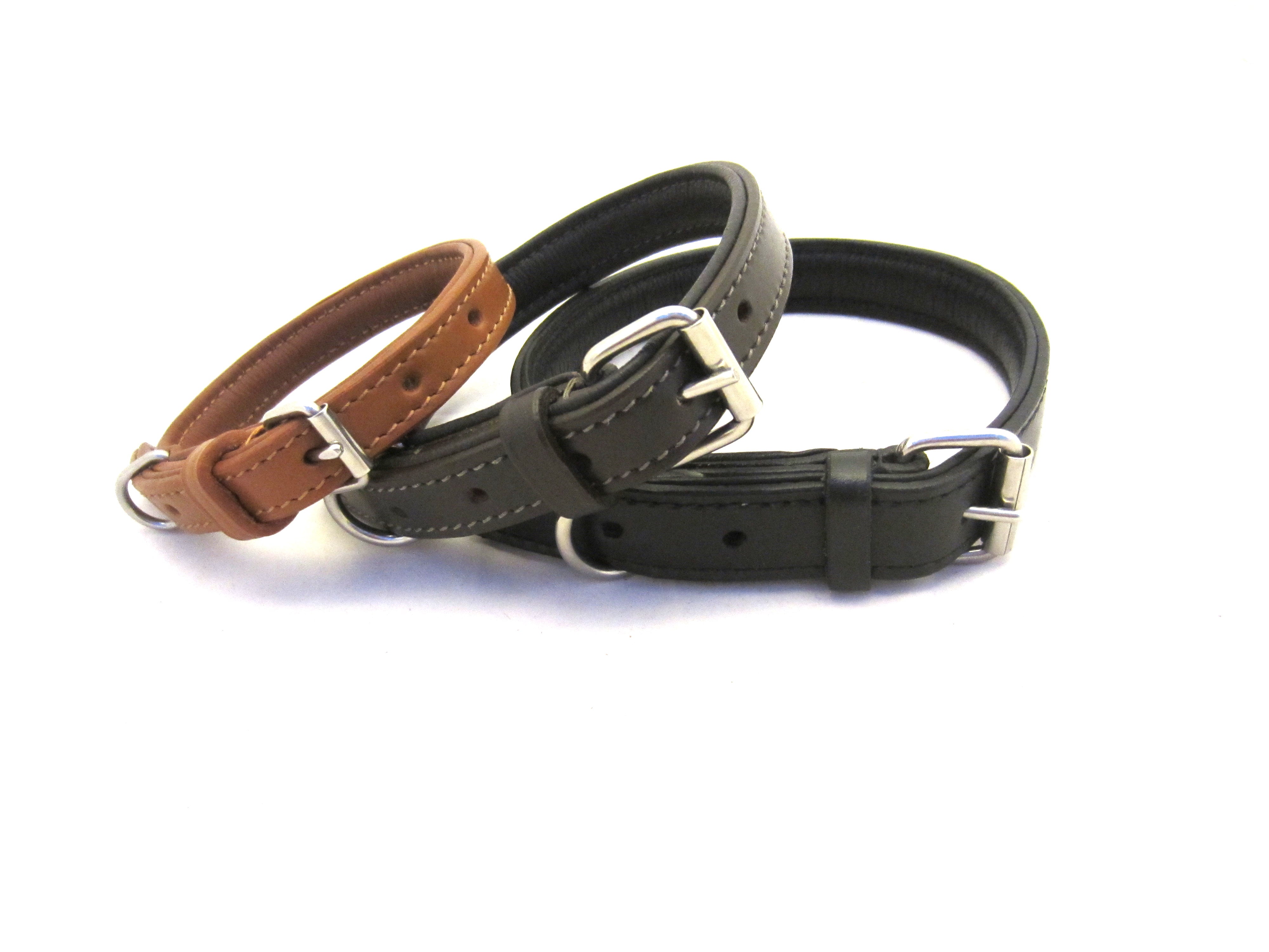 Leather dog collar flat padded with nappa leather