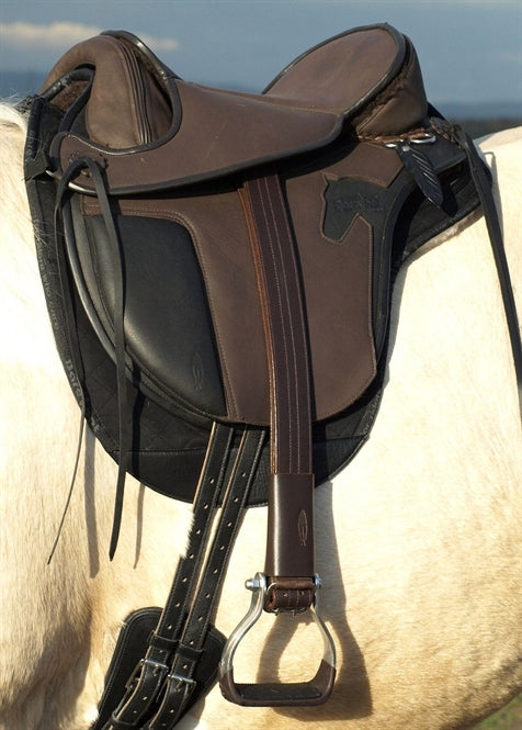 Stirrup leathers English for treeless saddles, wide special